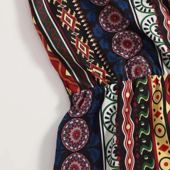 Cute printed romper. - Picture 3 of 4